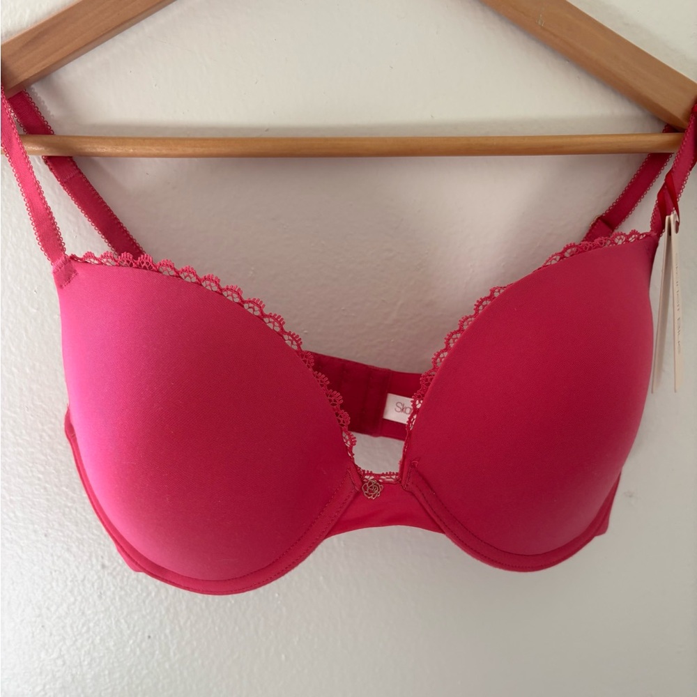 Skarlett Blue NWT 32DD pink bra